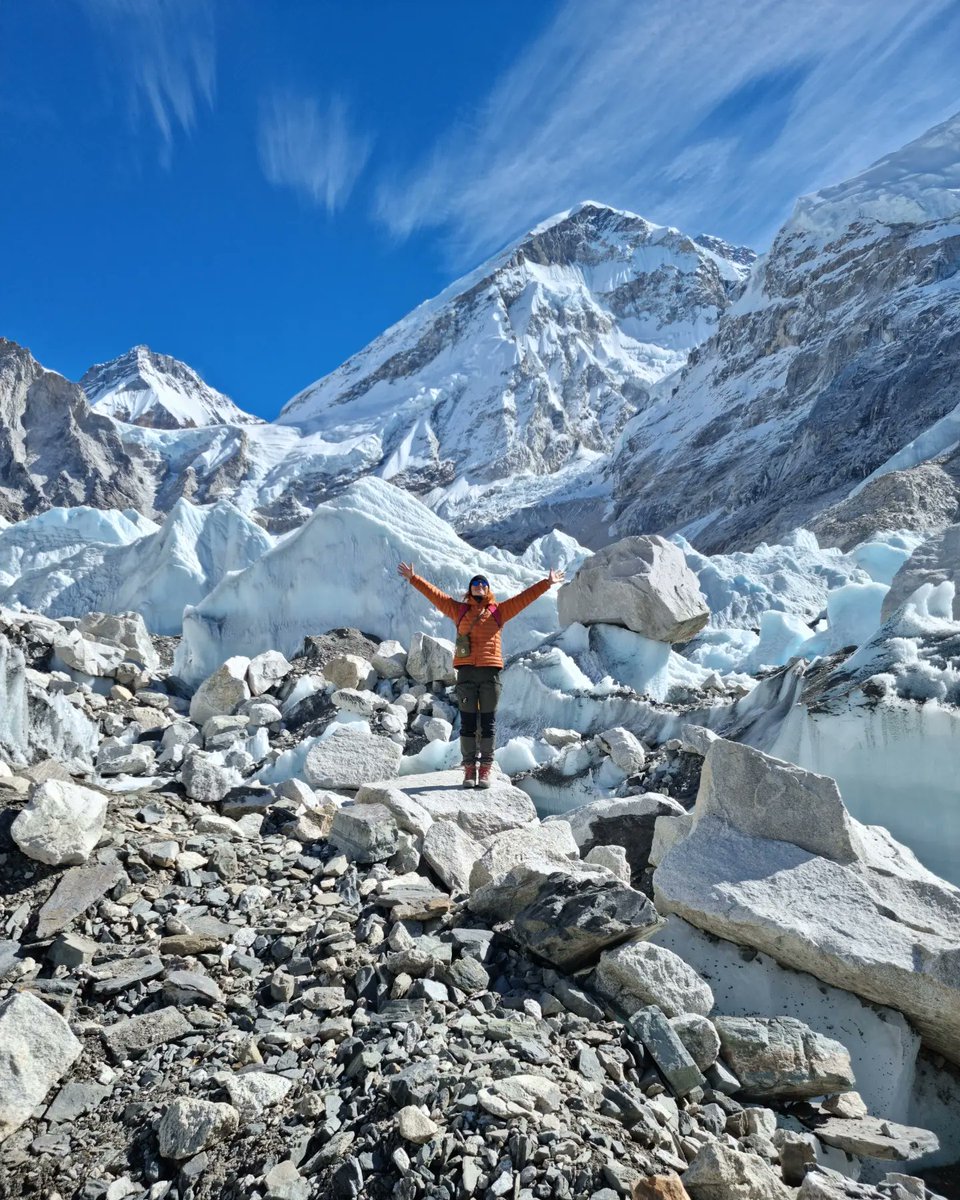 Simstr's tweet photo. BC Everest, můj splněný sen ♥�� #everest #basecamp #nepal #himalaya #adventure #nofilter https://t.co/jJO2no9fA6