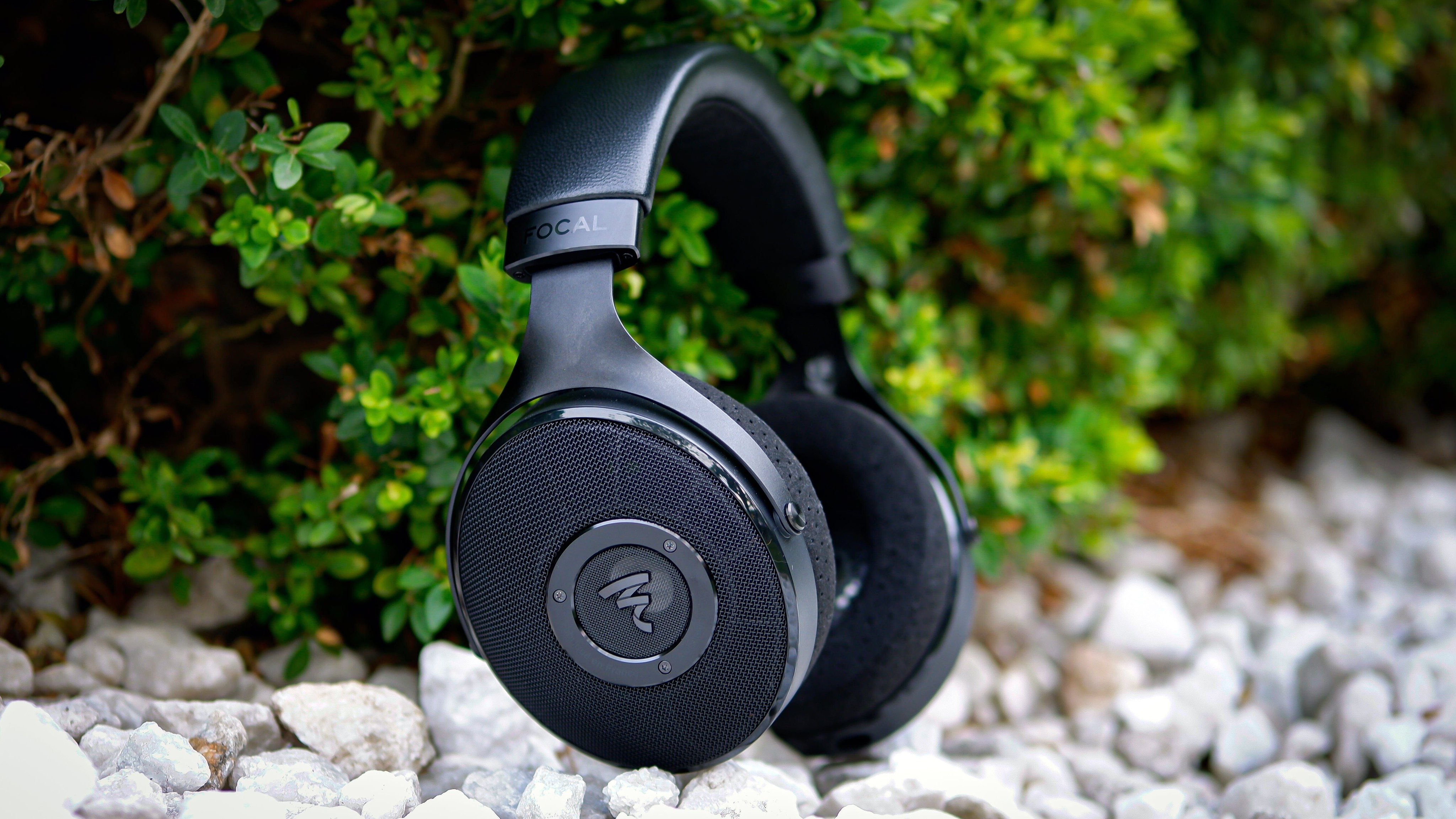Headphones on X The Focal Elex is now only 499. And as of Monday January 15th 2024 it s now available for worldwide shipping some countries may not be available Looking for more