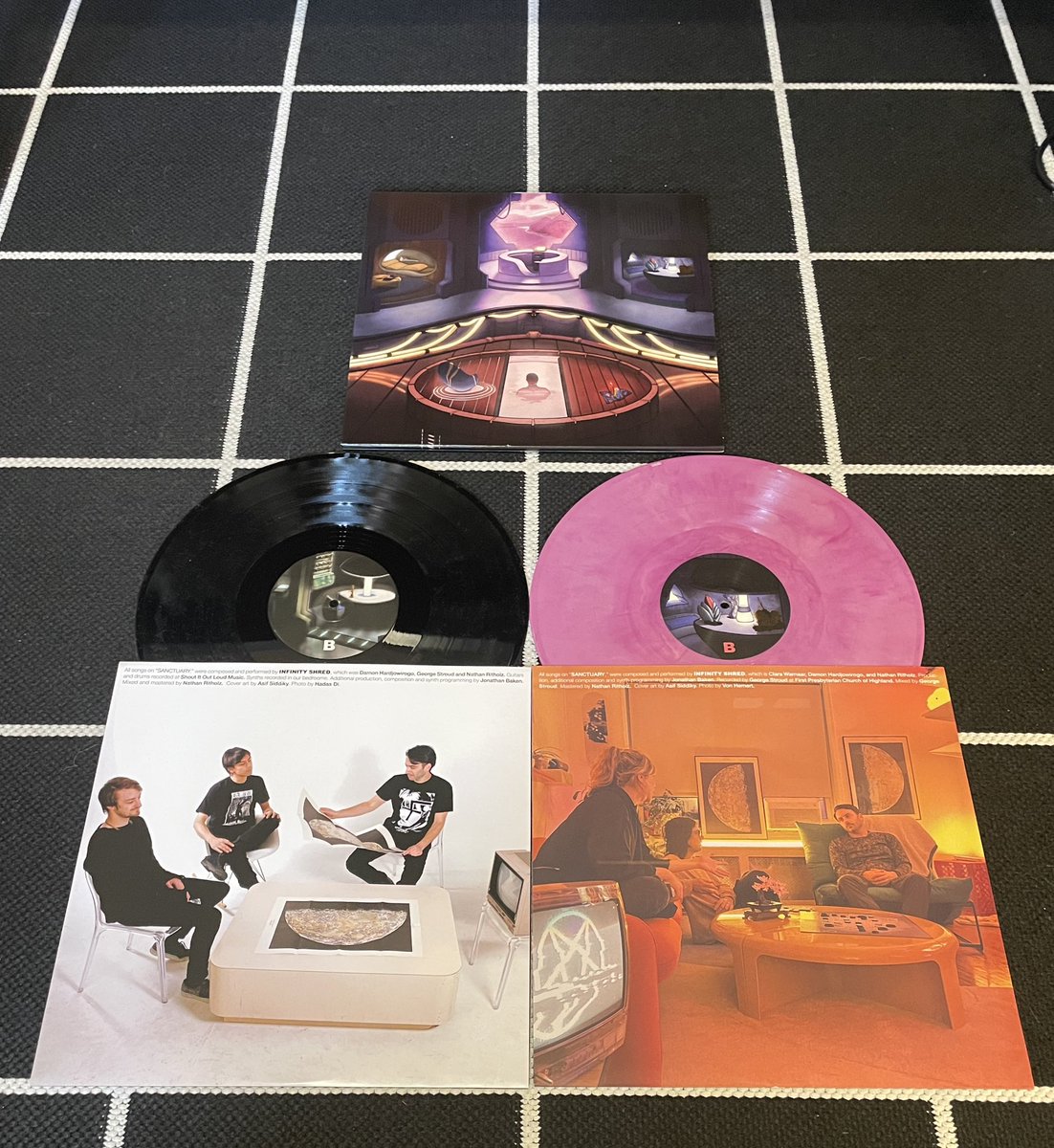 Dang lookin gooood 😍
Get em in time for release day! (Pssst theyre already shipping)

downrightmerch.com/collections/in…