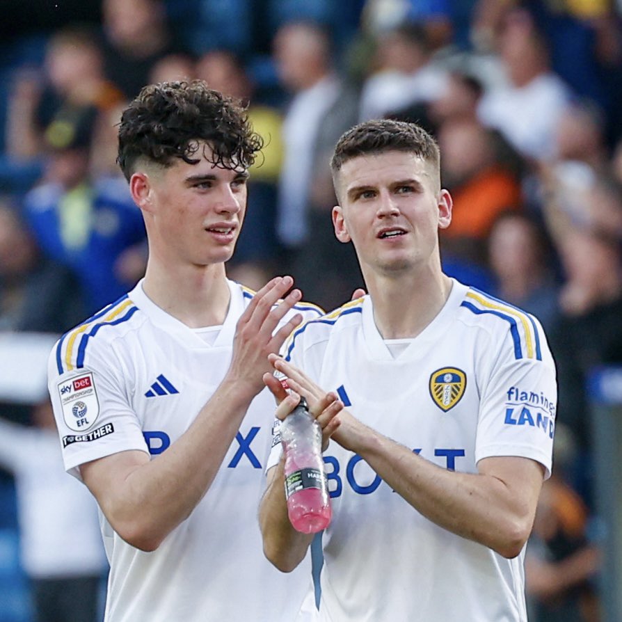 Leeds United tweet media