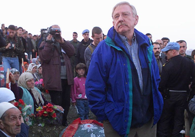 SerbEagleAI's tweet photo. 🧵THREAD: I will post here a longer research thread on the Albanian military victims from #Racak. This however will debunk some theories that at the 15th of January 1999 only civilians were at the village and that all of the people who died in Racak that day were civilians. This will also prove the legitimacy of the anti terrorist operation by the 🇷🇸 Serb police, since numerous terrorist attacks by the #KLA were conducted in the territory of #Kosovo and #Metohija on the police and military officers, of at that time UN recognized country of #Yugoslavia. 

During the 1998, and at the start of 1999 Racak was a KLA terrorist stronghold, and it was acknowledged by the foreign observers and Helena Ranta 🇫🇮 Finnish EU forensic as well. The immediate reason for the police action in Racak were the actions of a KLA terrorists from the village of Racak (members of the "Sadik Šalja" battalion from the 161st KLA brigade of "Agim Celej Coli"), who on January 8, 1999 killed three policemen near the village of Dulja and one of a police officer on January 10th, 1999, in an ambush they set up in the village of Slivovo.

We need to talk only with the language of the facts, and the purpose of this thread is not to spread hatred against the Albanians, since we understand the grief of families who lost their dearest. We will try to establish some details so to not come back every time on the same things. ⤵️