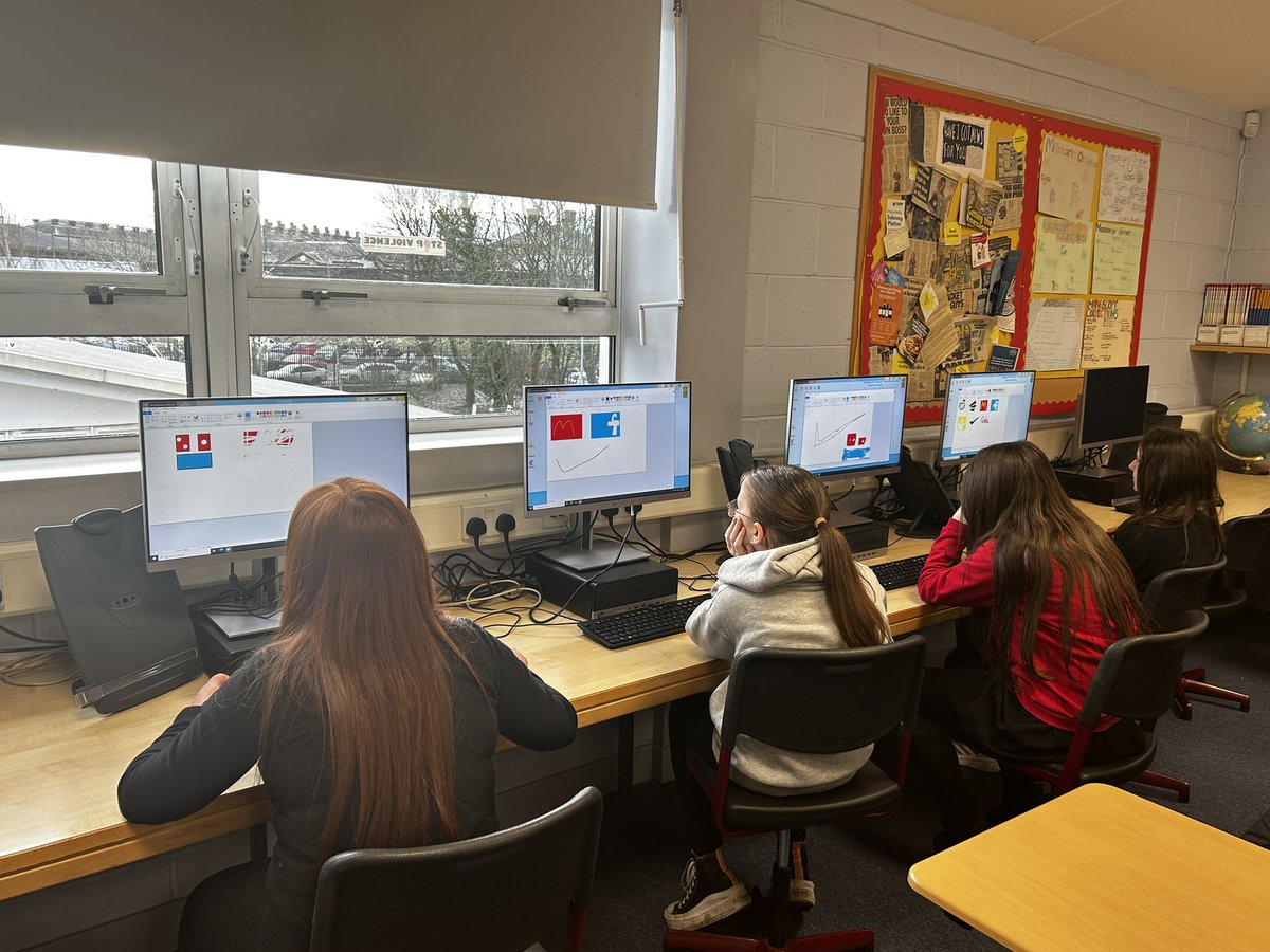 SmithycroftBusEd tweet media