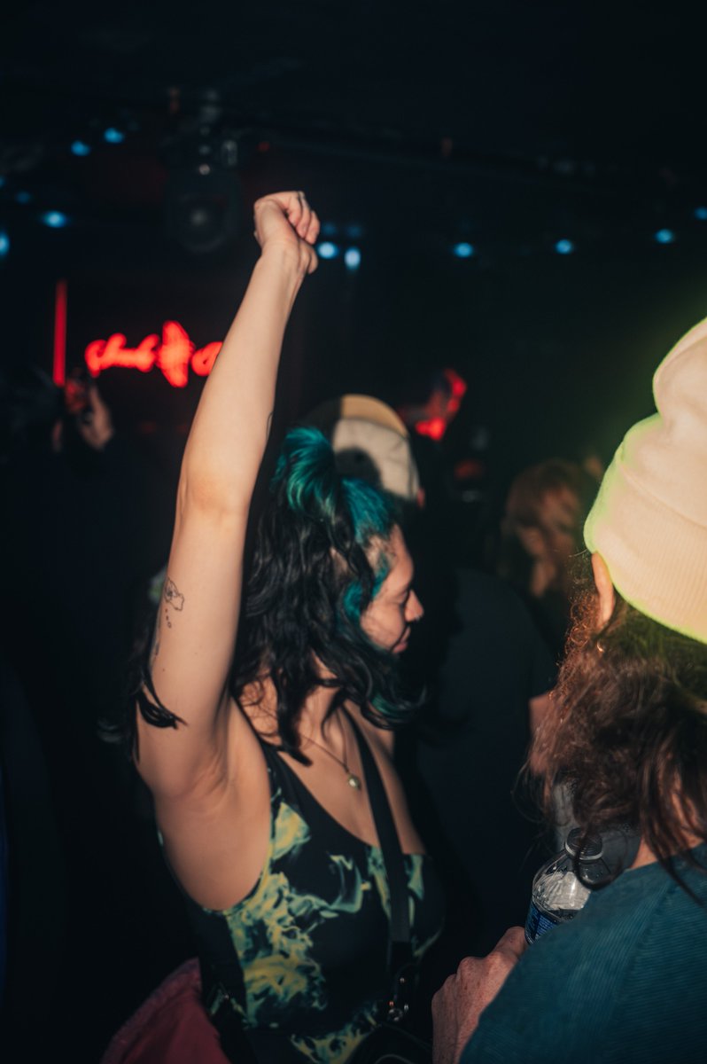 Smoke and Mirrors Chicago tweet media