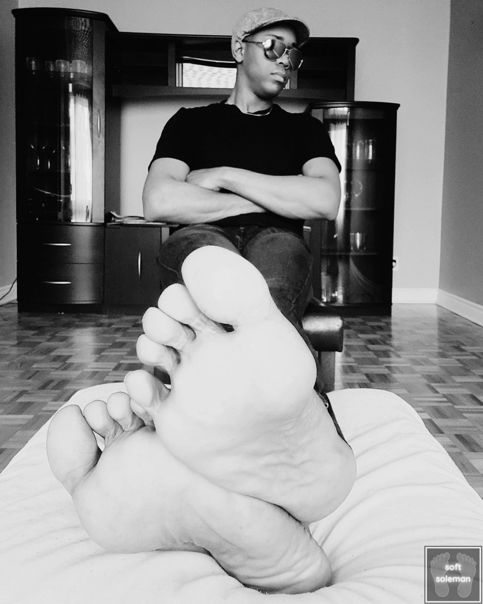 softsoleman's tweet photo. Credits : Aoi
Discord : anonymity3984

#softsoleman #pieds #malesoles #maletoes #piedsmasculins #malefeet #malefeetart #malefootfetish #malefeetworld #malefeetworldwide #meatysoles #manlysoles #bigsoles #plumpsoles #art #illustrationdigital #drawing #illustration #feetdrawing https://t.co/OSABr62SOg