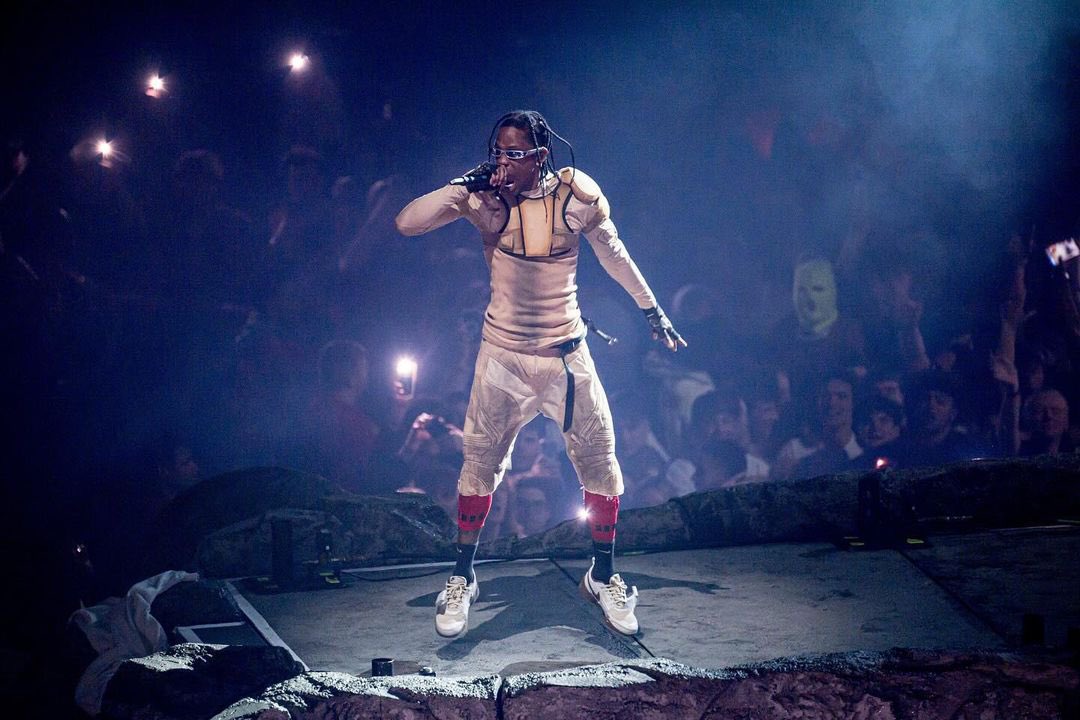 TRAVISONTOUR's tweet photo. NIGHT THIRTY-EIGHT: STATE COLLEGE ☑️

#CIRCUSMAXIMUSTOUR https://t.co/6hACVxVEzN