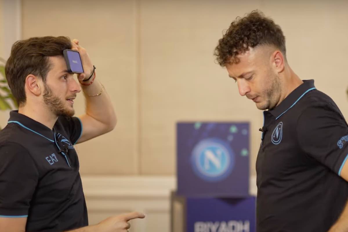 zazoomblog's tweet image. “Chi indovina più compagni di squadra?”: il gioco tra Rrahmani e Kvara è tutto da ridere – VIDEO - #indovina #compagni #squadra?”: #gioco zazoom.it/2024-01-16/chi…