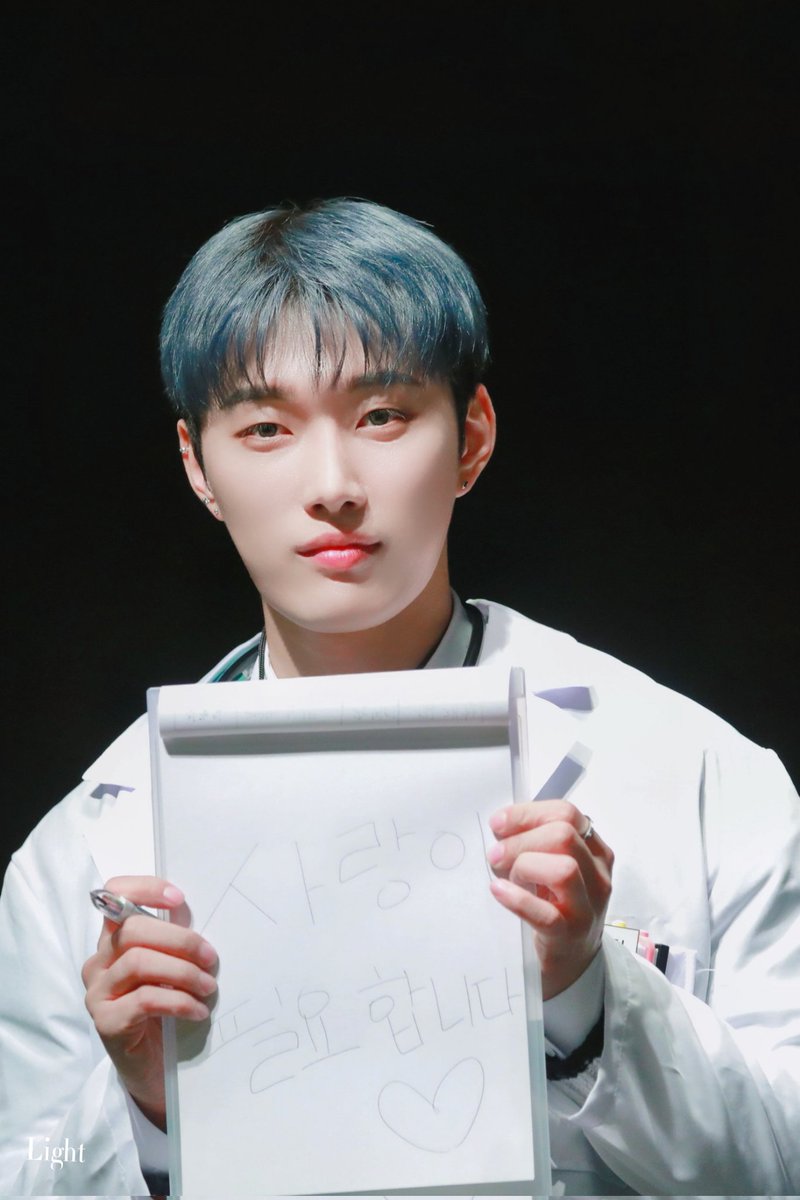 JaehanLight0701's tweet photo. 240114 재한
#OMEGA_X 
#재한 
#JAEHAN https://t.co/y1Hc5FMCGV
