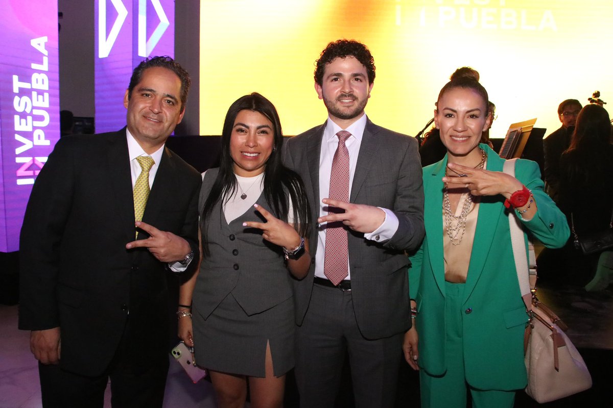 Milo_barrera's tweet photo. Les presentamos “Invest In Puebla” la marca que nos acompañará en nuestra promoción internacional y la búsqueda de nuevas inversiones. 

Acción del Gobernador @SergioSalomonC como parte de su “Estrategia de Promoción Internacional y Atracción de Inversiones”, que nos pondrá en lo más alto.