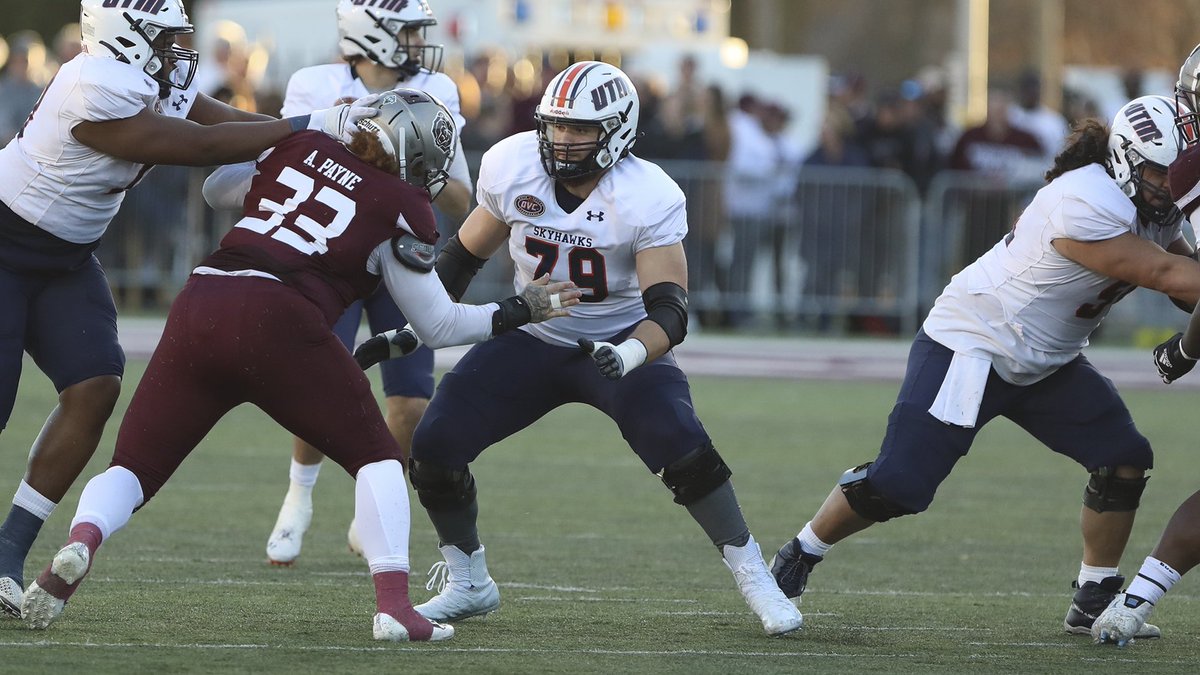 🚨2024 @CGSAllStar Player Spotlight ➡️ OL Gavin Olson of @UTM_FOOTBALL ☑️ 2 Time All-@BigSouthOVCFB 1st Team ☑️ 2nd Team All-American by @AP ☑️ 2 Time @philsteele042 All Conference 1st Team ☑️ 5 Year Starter ☑️ Wingspan ➡️ 82 1/2 🤯🤯 #CGS2024