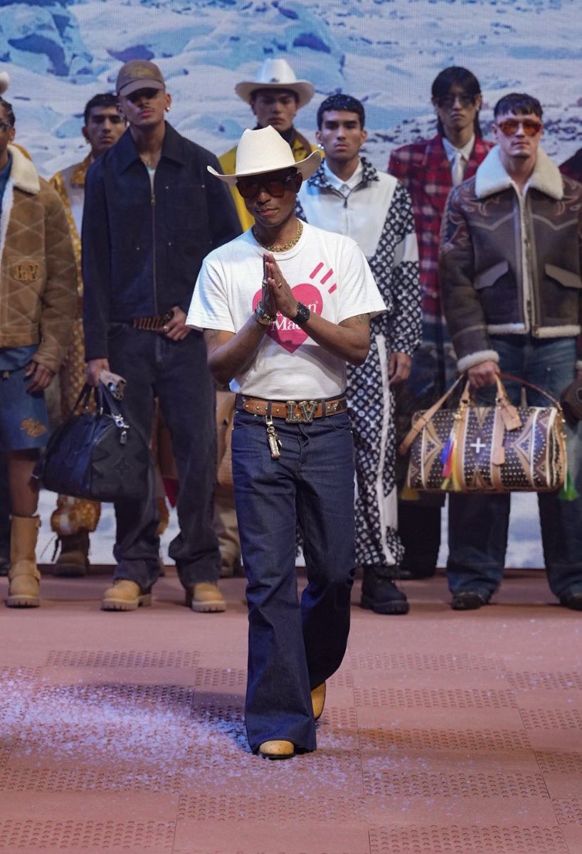 creativeface. tweet media