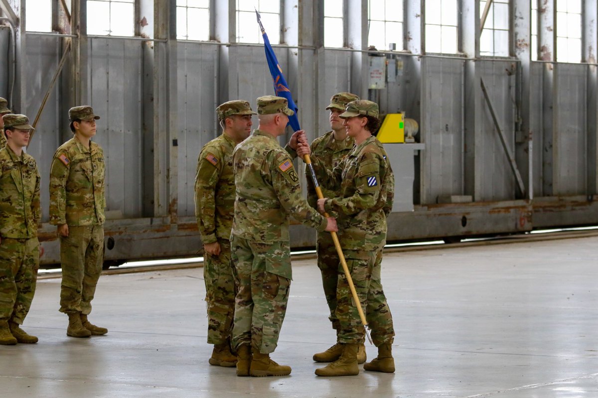 3rdCAB's tweet photo. Our Soldiers with Alpha and Delta Company, 4-3 AHB Brawlers have been busy today hosting two Change of Responsibility ceremonies at Hunter Army Airfield! 

We’re thankful to have such a strong NCO Core at HAAF!

#NotFancyJustTough #ROTM #RockOfTheMarne #ChangeofResponsibility https://t.co/knuOWb1Ddm