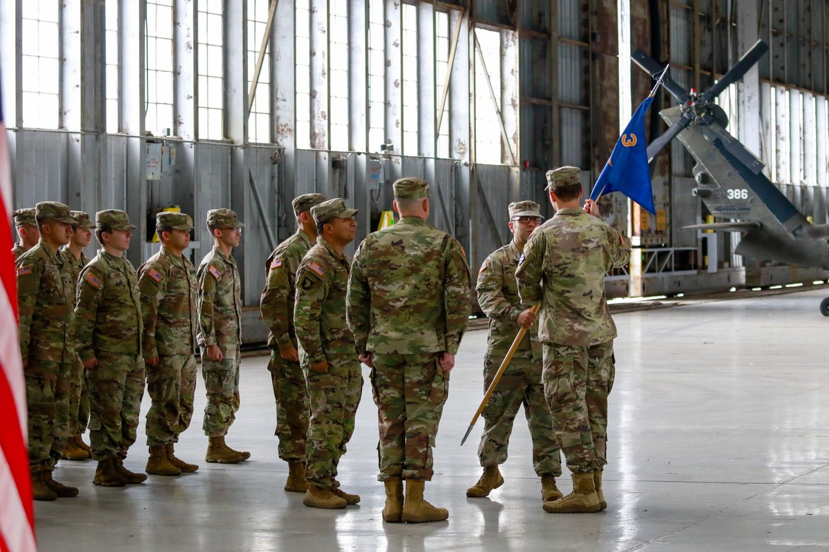 3rdCAB's tweet photo. Our Soldiers with Alpha and Delta Company, 4-3 AHB Brawlers have been busy today hosting two Change of Responsibility ceremonies at Hunter Army Airfield! 

We’re thankful to have such a strong NCO Core at HAAF!

#NotFancyJustTough #ROTM #RockOfTheMarne #ChangeofResponsibility https://t.co/knuOWb1Ddm