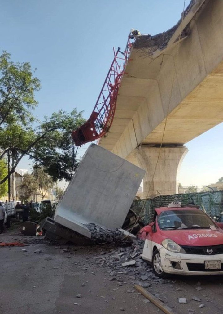 la_grenitas's tweet photo. El Puente de Calderón//El Puente de AML0 https://t.co/8UaqmrbvjK