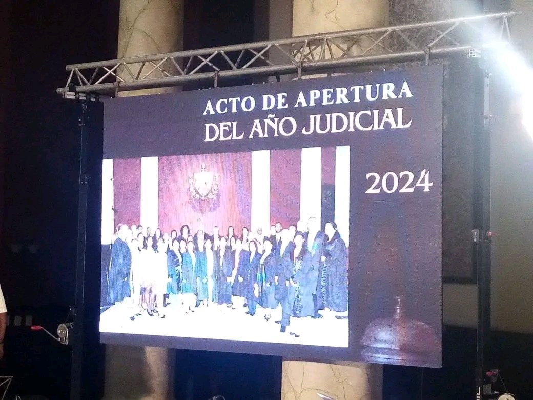Nuestros órganos de administración de justicia son imparciales, accesibles, transparentes y efectivos. A propósito de la apertura del Año Judicial 2024, deseamos éxitos a quienes tienen la compleja y hermosa misión de impartir justicia en nombre del pueblo.
#UnidosXCuba