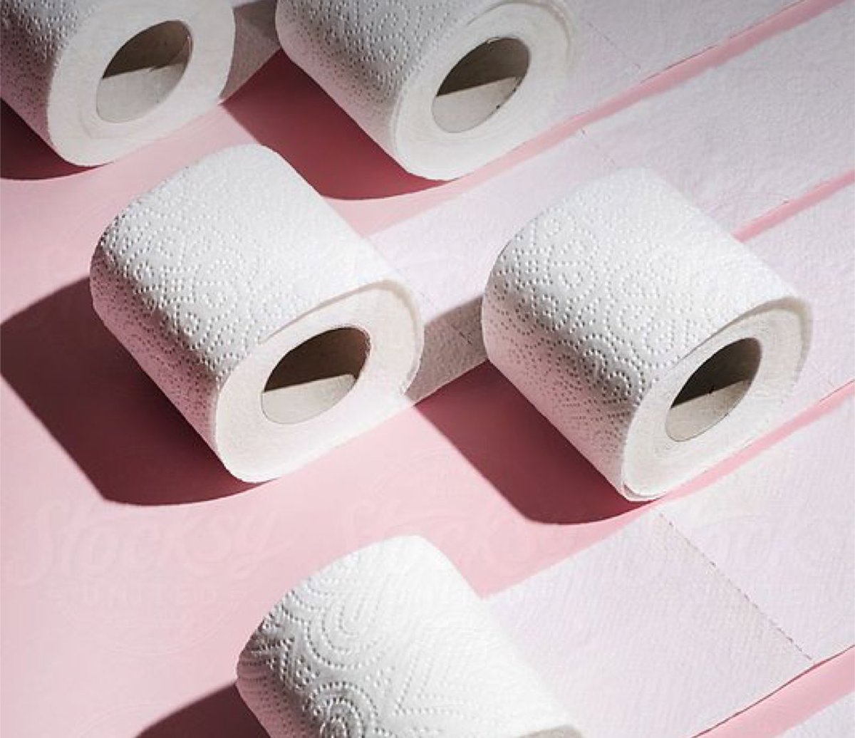nathinheels's tweet photo. Jamais vaccinée contre le Covid mais travaillant dans l’industrie du vaccin, je suis comme le stock de papier toilette en 2020 : rare, mais toujours en service! @myriampalomba @Beatrice_Rosen 🤣 #humour #covid https://t.co/DBje2GzlmH