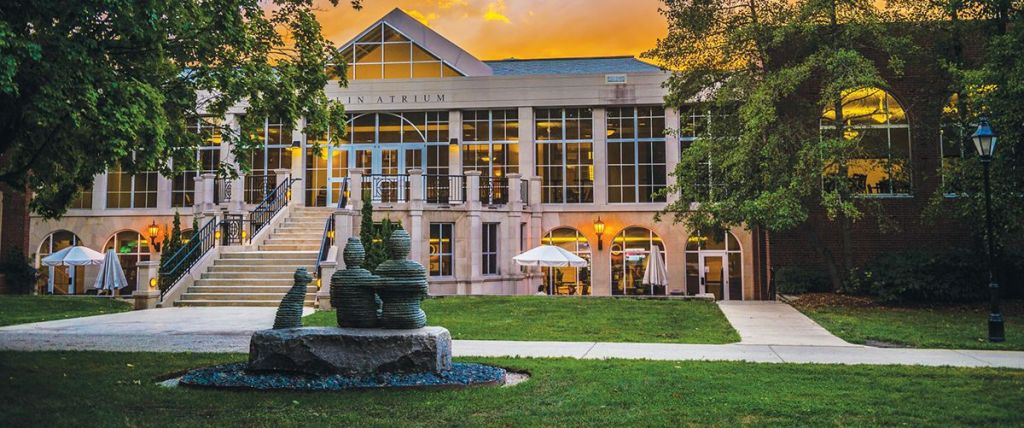 ILLINOIS WESLEYAN FOOTBALL tweet media