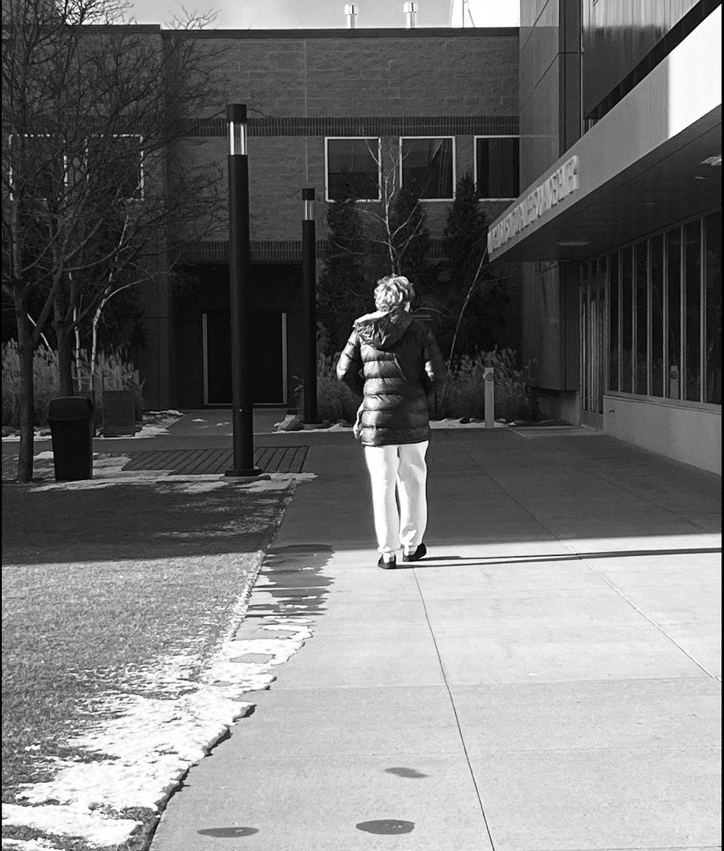 AmyAlindsey's tweet photo. Wishing Drake an incredible first day filled with new experiences, friendships, and knowledge. Go out there and shine your light, Drake! We love you and are cheering you on every step of the way! 
#firstdayofcollege❤️〽️ https://t.co/YOoIBe6pev