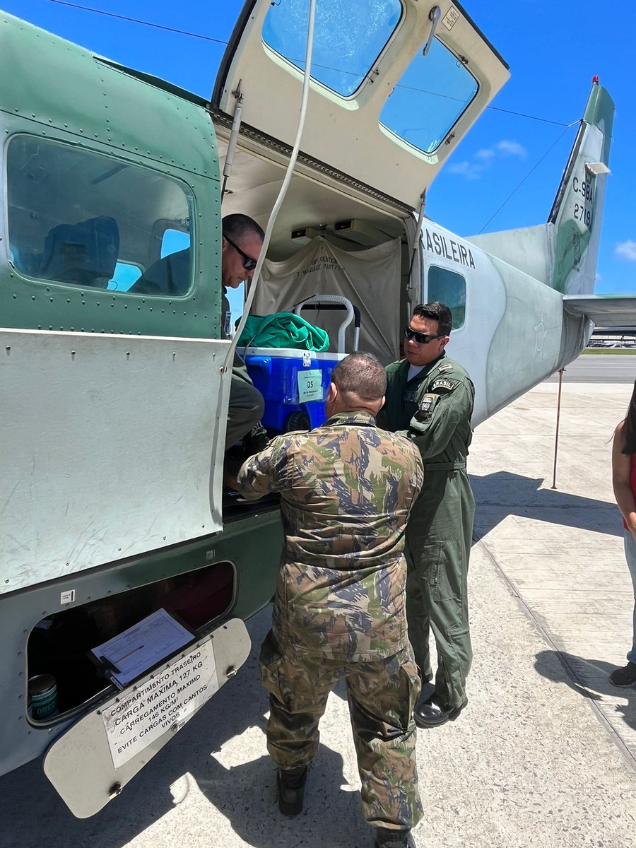 fab_oficial's tweet photo. #VooDaVida 
Hoje (16/01), uma aeronave C-98 Caravan da Força Aérea Brasileira realizou o transporte de um coração, de Aracaju/SE para Recife/PE. 
#DoeÓrgãos! #SalveVidas!❣️
#FAB #FAB24hNoAr #Transplante #Vida #EsquadrãoPastor https://t.co/otyFNNGzUw