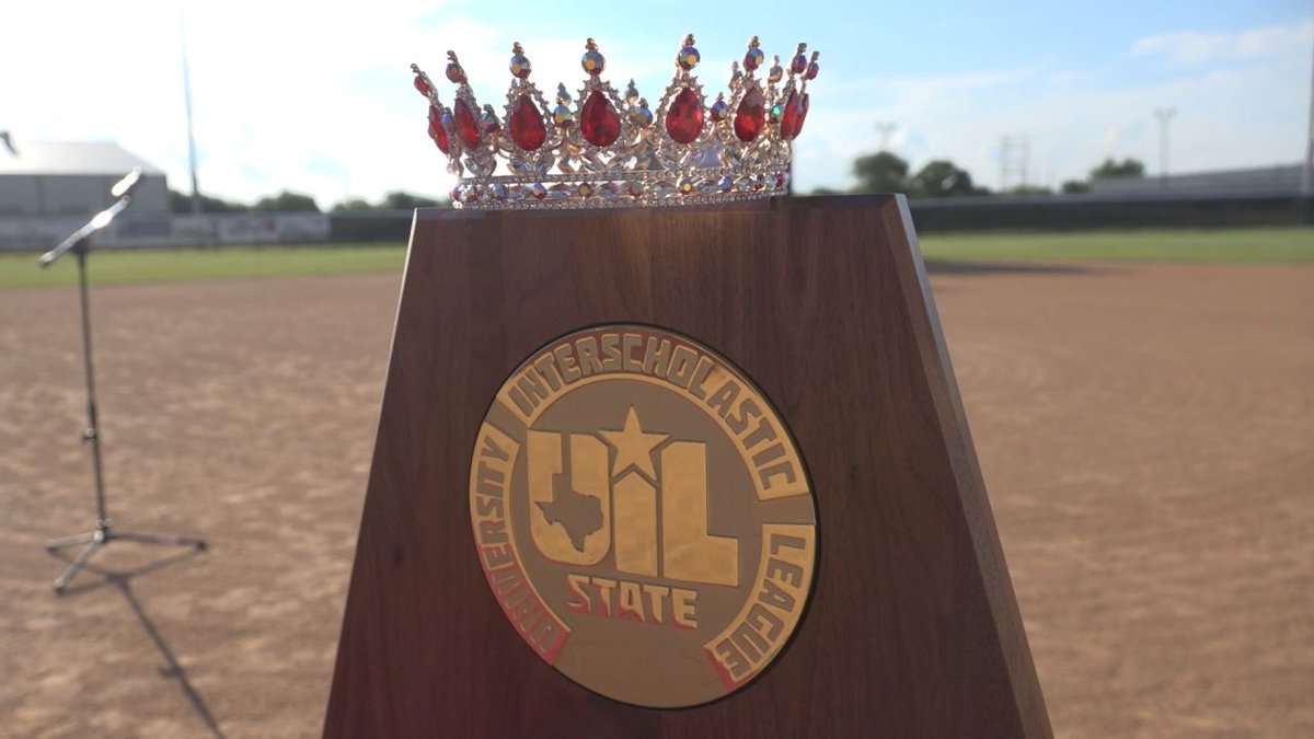 The <a href="/AustinTGCA/">TGCA</a>'s preseason softball has been released and three local teams are ranked in the Top 10:  

-Defending 4A state champion Calallen is #1
-District foe Alice is #9 in 4A
-State runner-up Santa Gertrudis Academy is #2 in 3A

@Kiii3Sports #3SportsBlitz