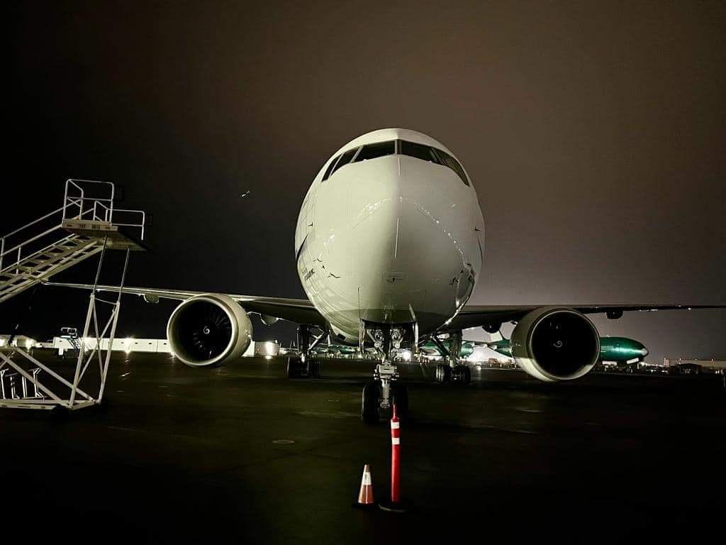 avionicseacorp's tweet photo. Guess the airplane?
#avgeek #aviation https://t.co/funJMIpRG4