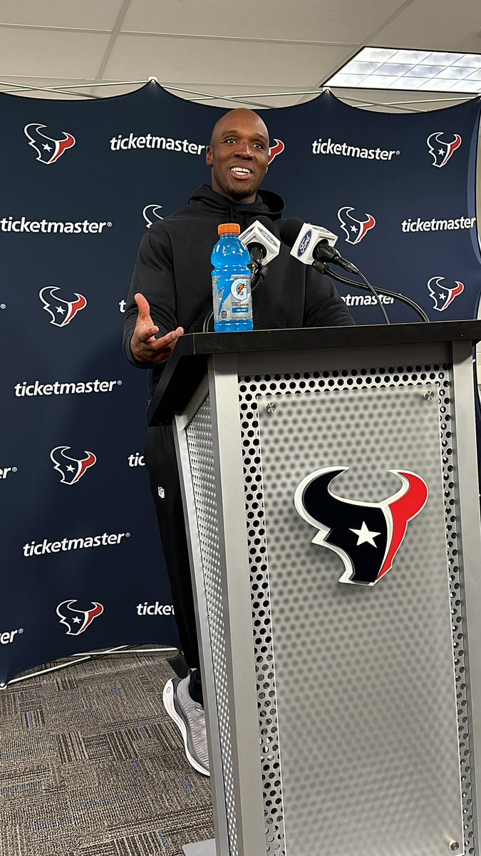 DeMeco Ryans: “One thing I wanted to do was instill pride in the city again. I wanted people to be able to wear their Texans gear with pride again.”