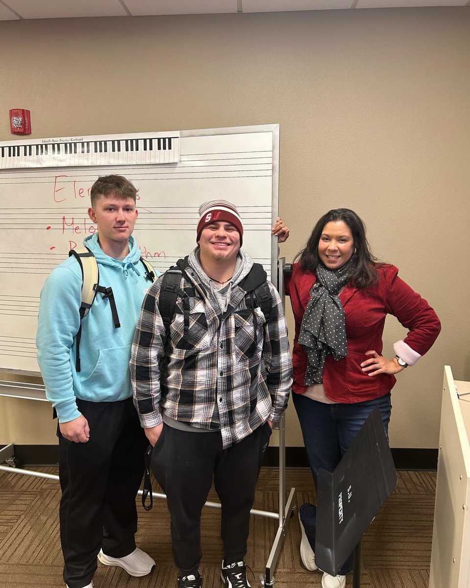 SchreinerBSB's tweet photo. FIRST DAY of SPRING ‘24 #PICSwPROFS #FIGHTforSCHREINER https://t.co/bJqUmvVSju
