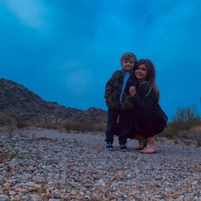 kaleywhit4's tweet photo. #NewProfilePic https://t.co/rVWU8iOSot