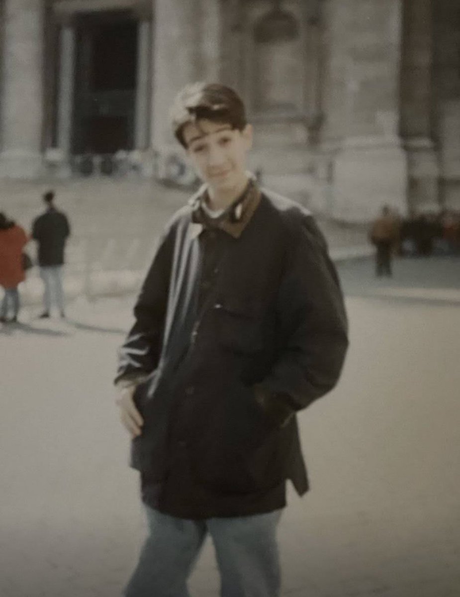 stefshiddles's tweet image. Happy birthday to the eternal kid who taught me about time. Your wisdom and playful spirit make every moment special 🎂❤️