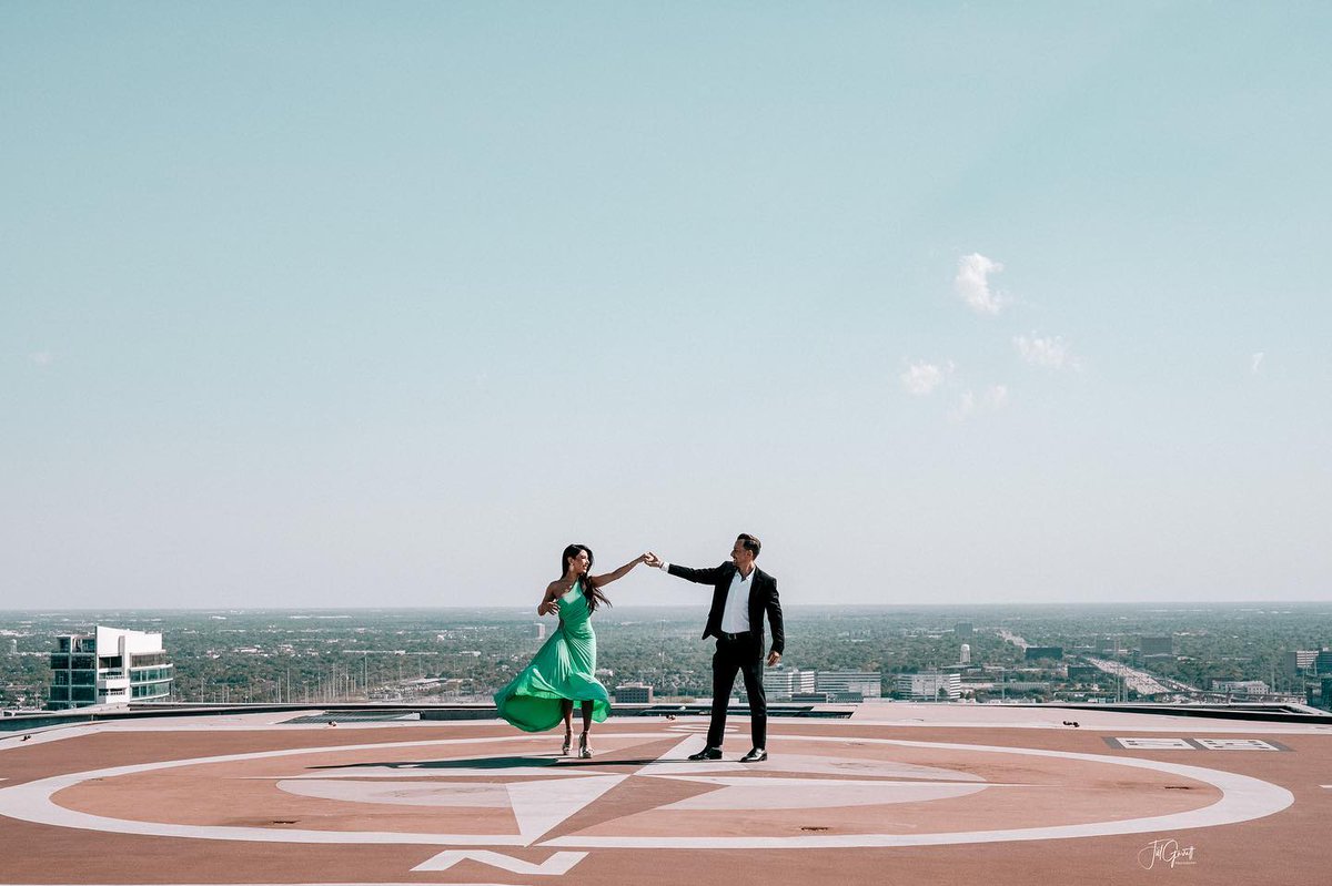 Love in the air and a city at your feet. 📸 - jillgarrettphotography