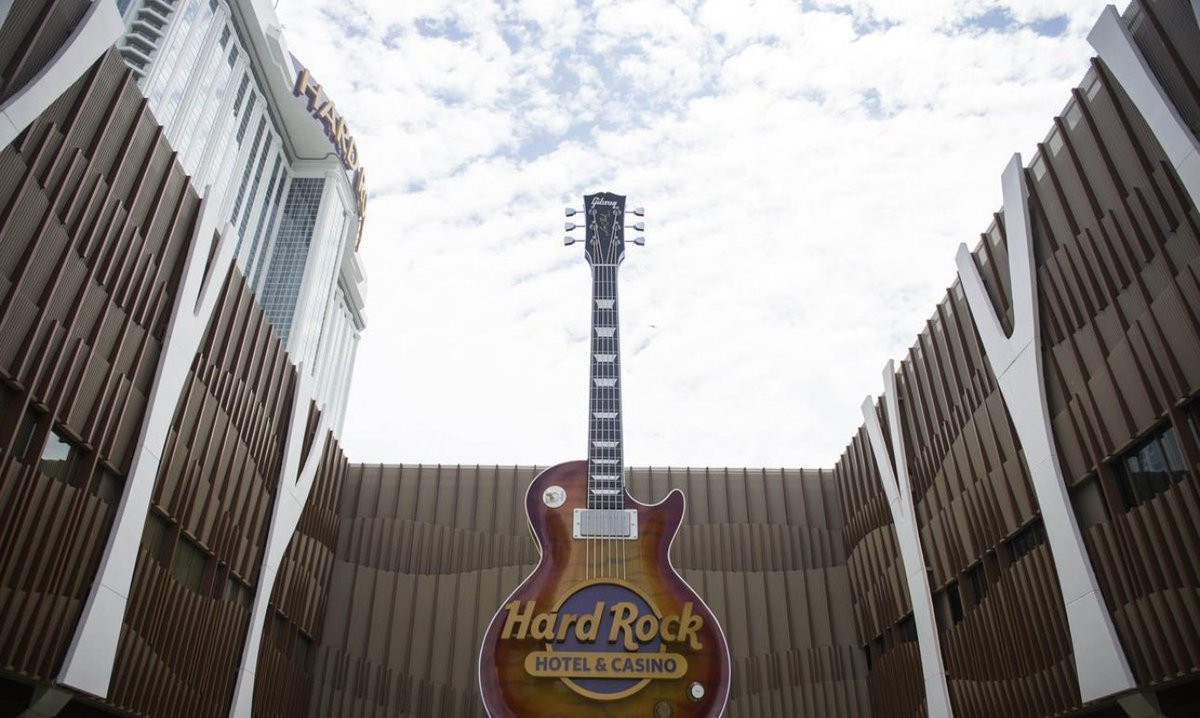 DallasTexasTV's tweet photo. Hard Rock International announced today that they will begin construction in March on a 189 room hotel on Lake Texoma https://t.co/04Lxc2Bf08