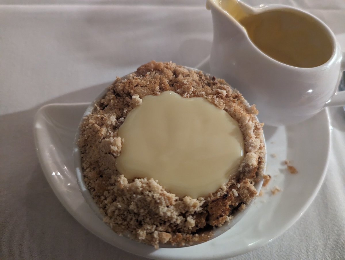 RecyclerBill's tweet image. So exactly where am I meant to pour the #custard?
#FirstWorldProblem
Solution: eat a big spoonful out of the middle first.
#SolutionsNotProblems