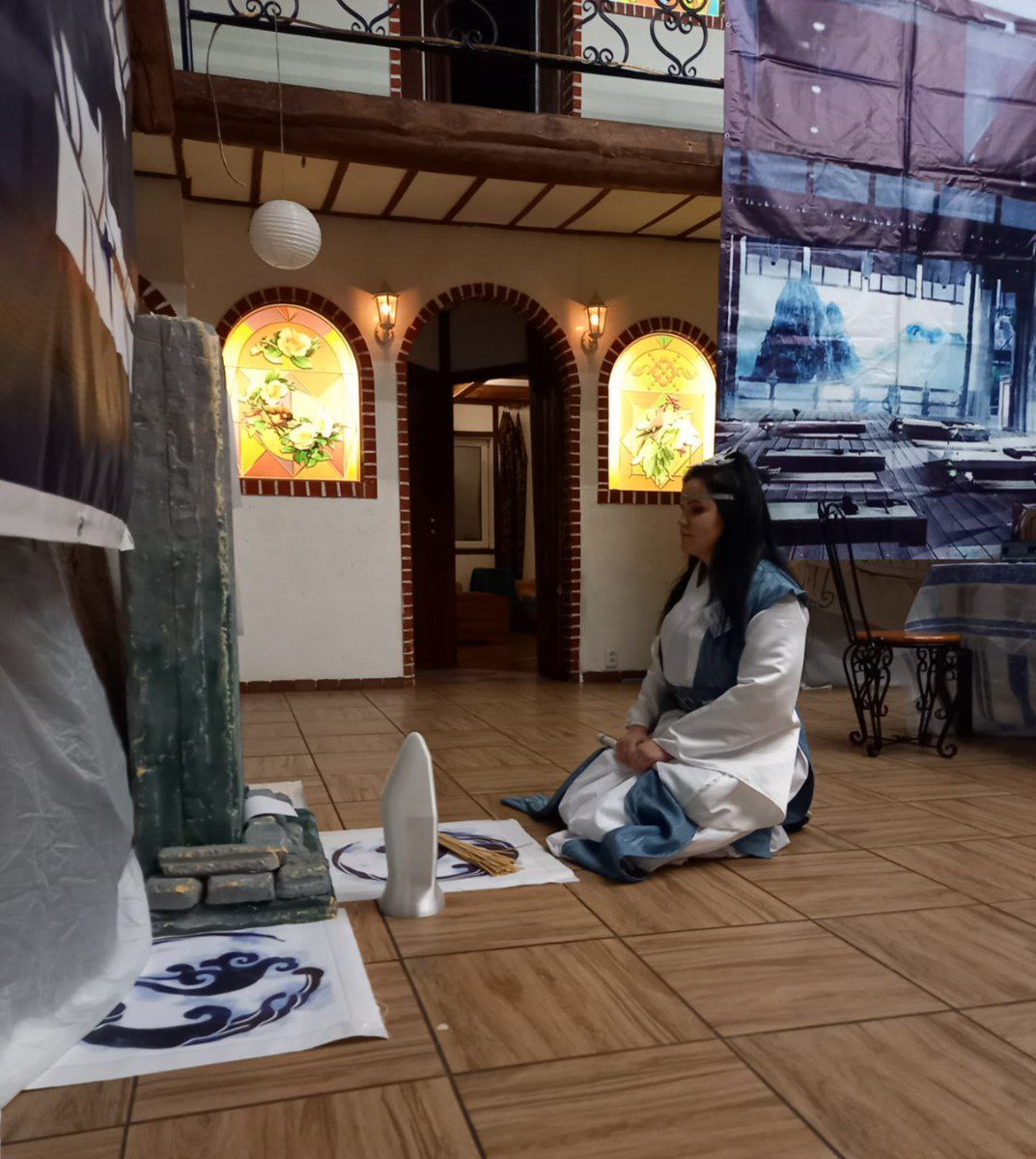 #очищающее_пламя, Лань Сичень медитирует на Стену Правил.