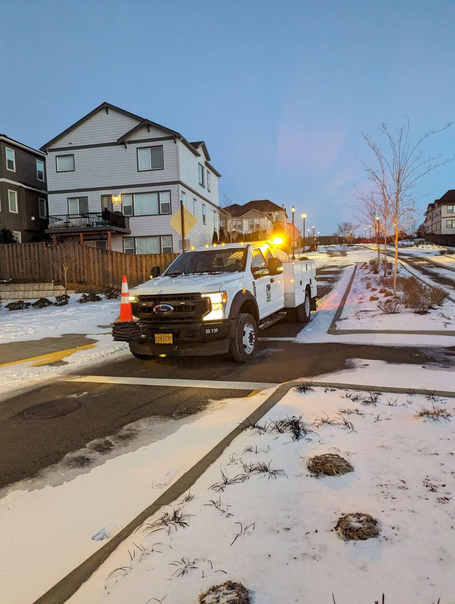 The roads are getting more slick as the day goes on. The team is continuing to deice and rock where they can. 

Please drive only if necessary. If you do need to drive, properly prepare and use extreme caution. 

Stay safe! 

#Tigardoregon #winterweather #washingtoncountyoregon
