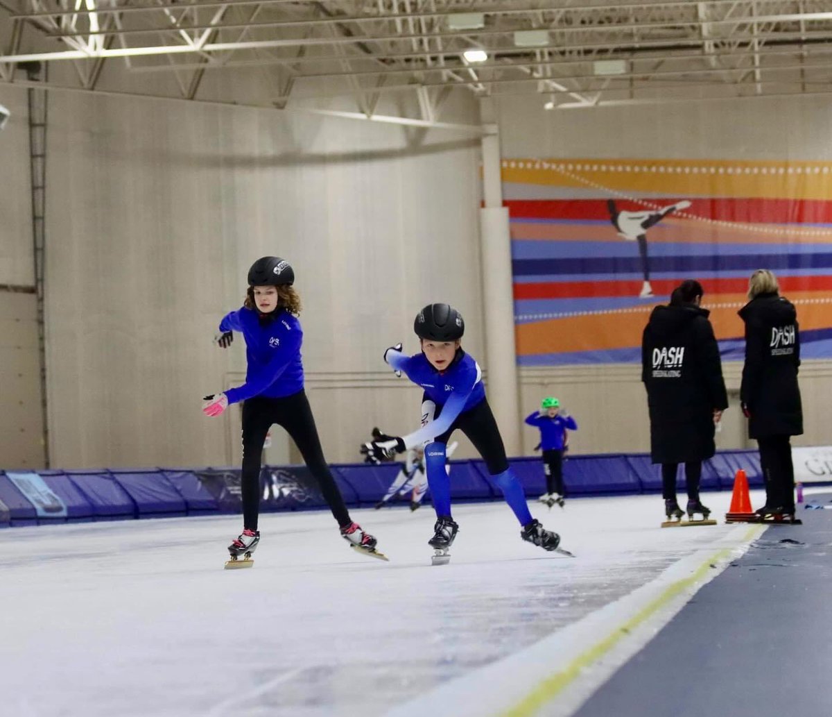 DASH_Skating's tweet photo. Skate Fast π―
Moments from last nights practice!
#DASHSkating #Speedskating #Schaatsen #WorkHard #HaveFun #SkateFast #HighFive #AccessAchievement #HereYouFind #YouthDevelopment #Milwaukee #Wisconsin https://t.co/hsQnNqmzMk