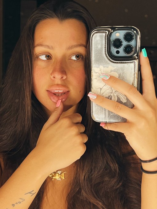 💍💍 https://t.co/Psz858NlTh