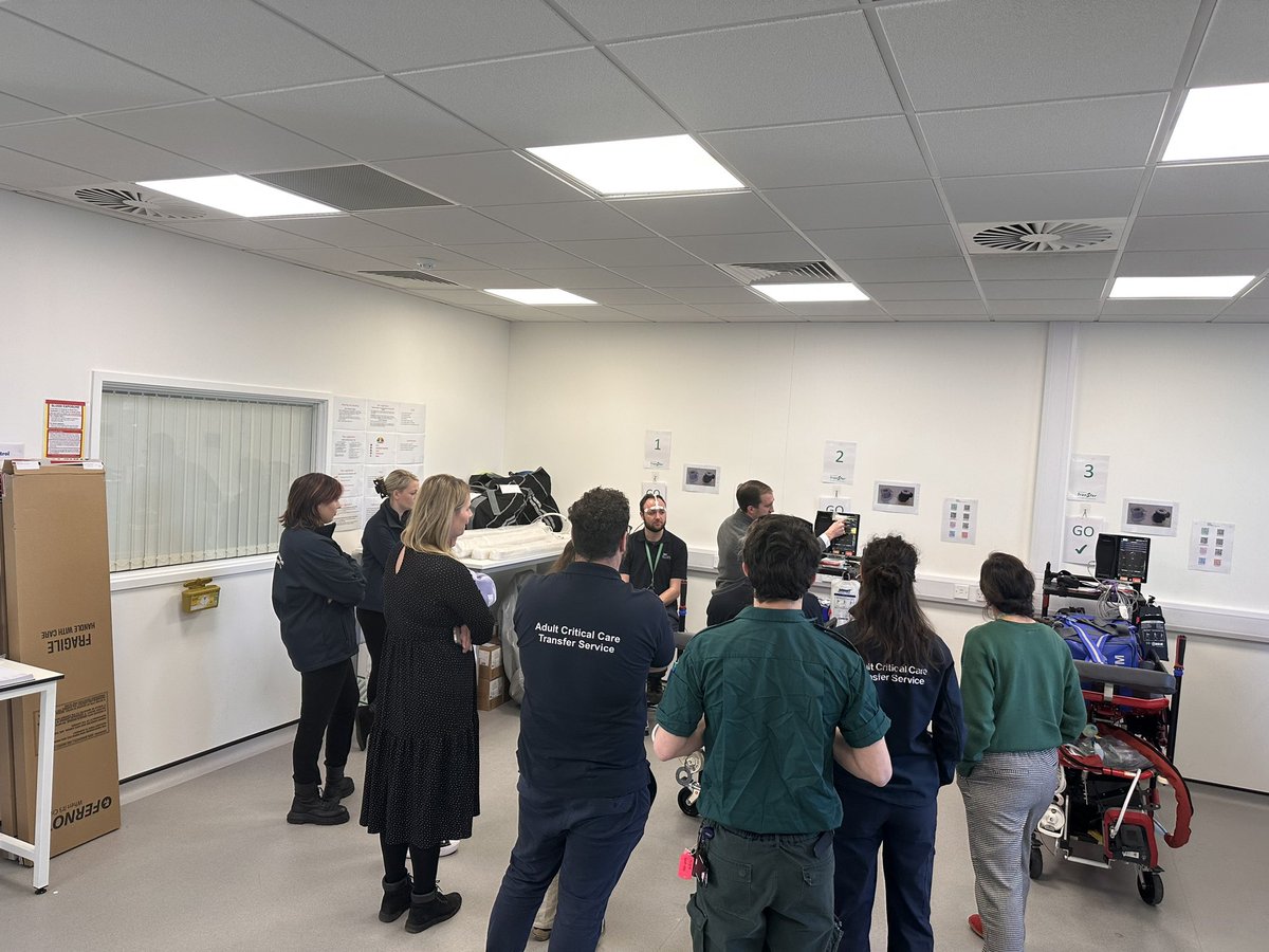 Transfer tweet media