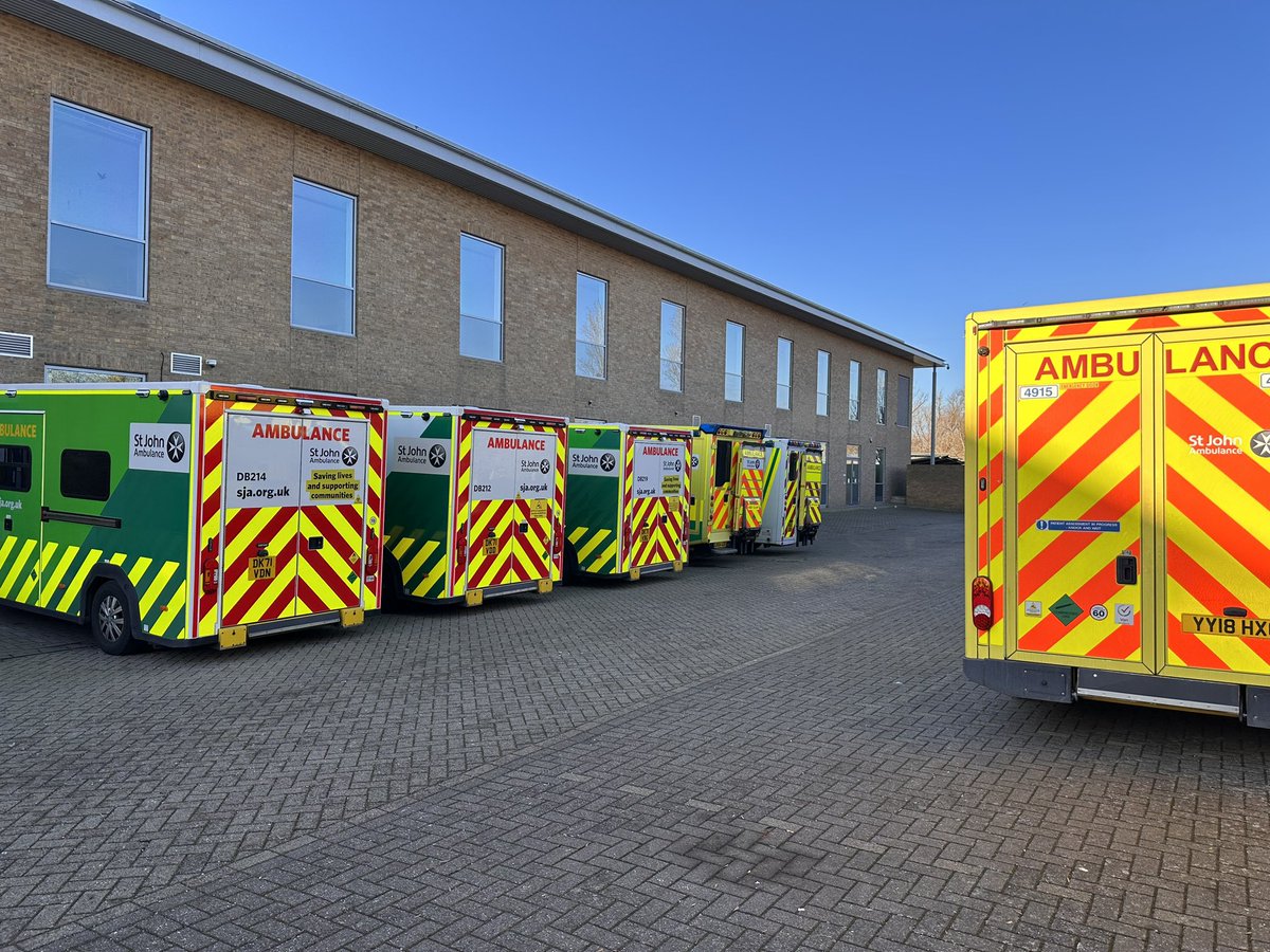 Transfer tweet media