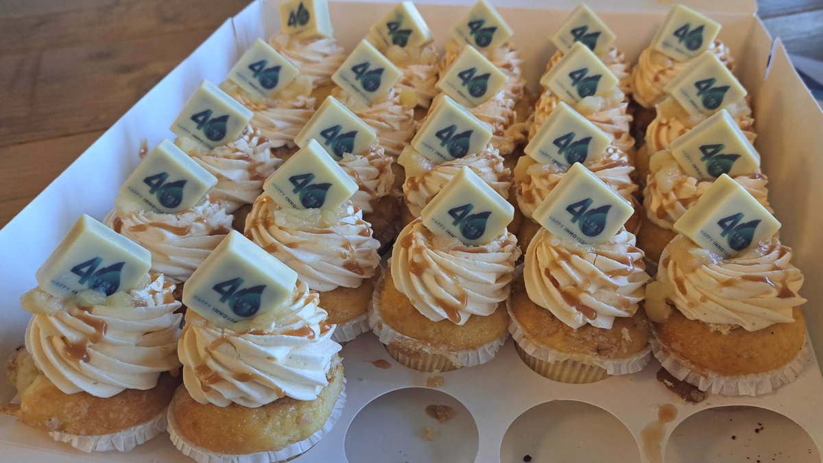 AlbertoGCurto's tweet photo. Happy 40th anniversary, imec! @imec_int 

Thank you for the chocolate-decorated nanocupcake arrays (Figure 1) https://t.co/CBtsTtkuzY