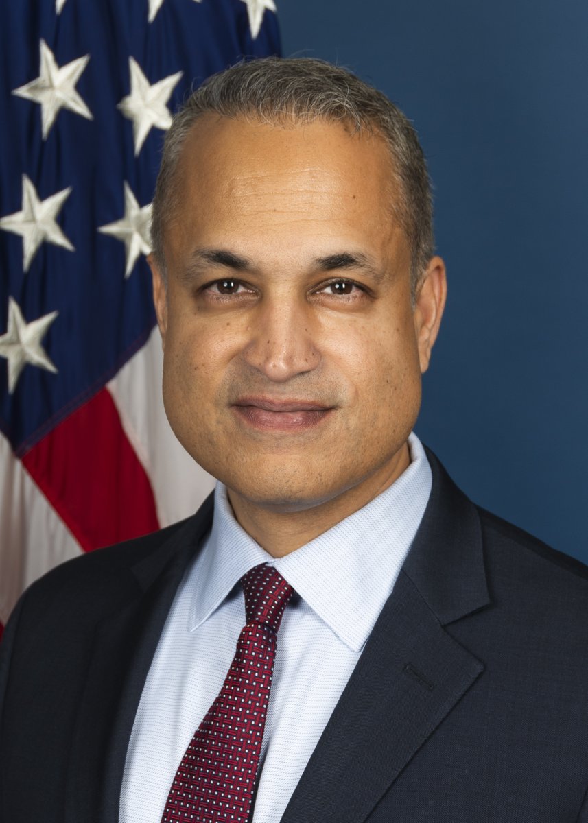 #FBIWFO welcomes Sanjay Virmani as the new special agent in charge of our Counterterrorism Division. Virmani joined the #FBI as a special agent in 2003 and most recently served as the deputy assistant director of the FBI's Counterterrorism Division. ow.ly/leCe50QrqcZ