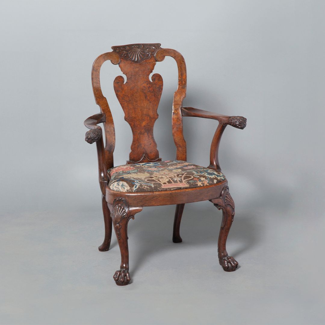 Doyle is honored to auction property from The Manolovici Collection. Comprised of  furniture, decorations, paintings &amp; other objects from their elegant apartment on Manhattan’s Upper East Side.

Exhibition 1/20 - 1/22. Auctions 1/24 &amp; 1/25.  Place bids at Doyle.com