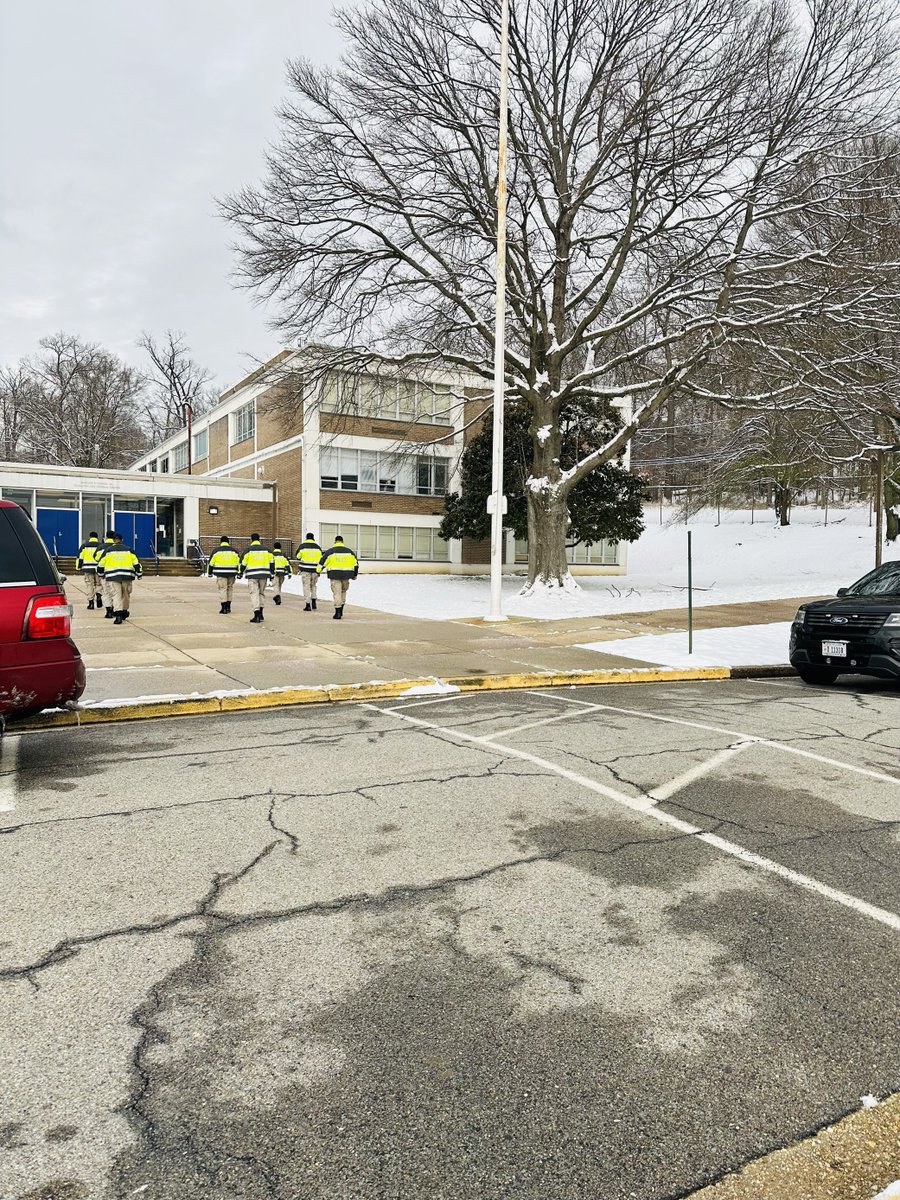 DCDGS's tweet photo. Winter won't slow us down! DGS is proud to be part of the effort that keeps DC Government facilities up and running during winter weather. #WinterReadyDC #DGSMaintainsDC
📸 MPD Training Academy https://t.co/QRysv4xn5k