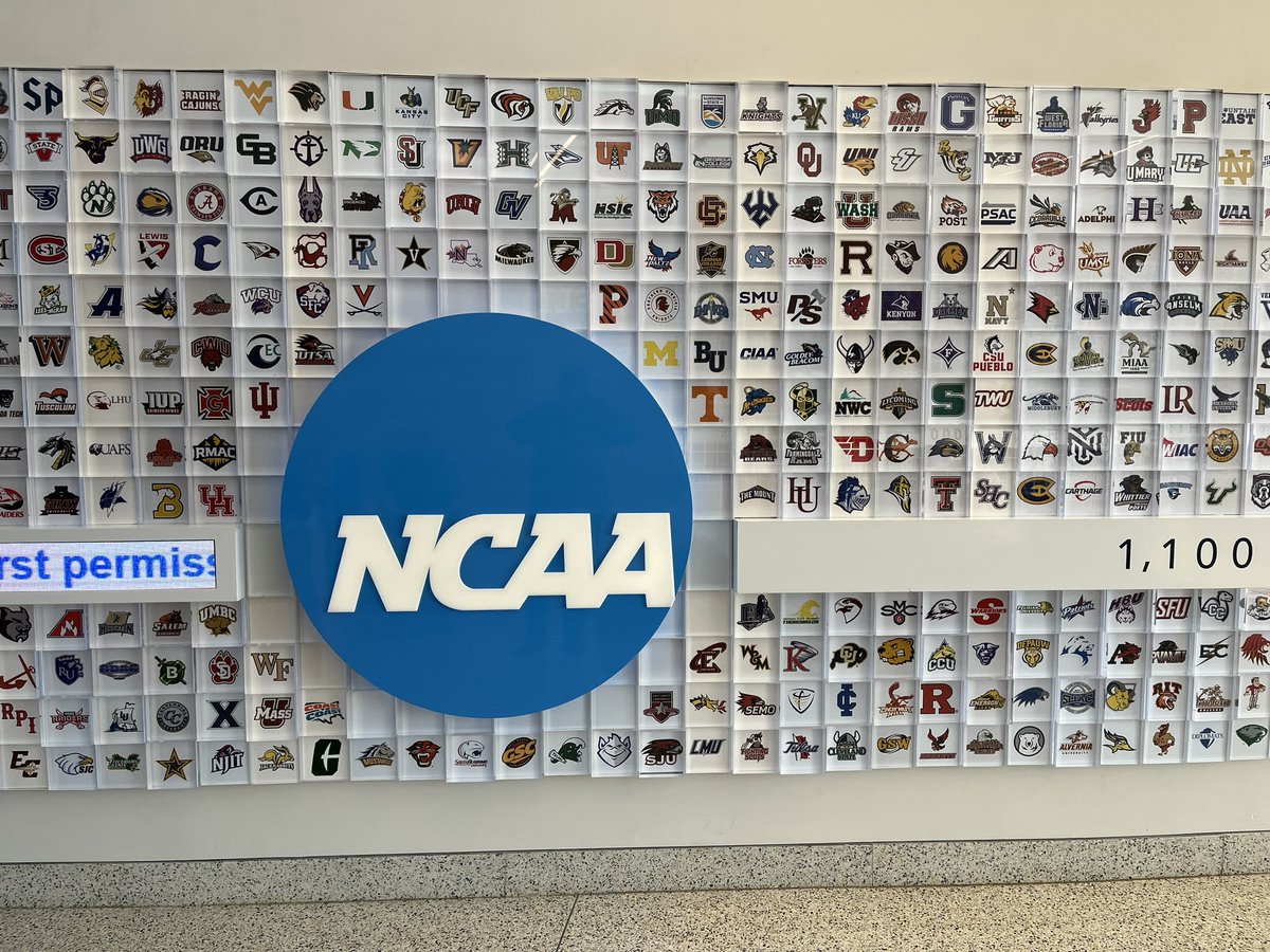 Do one thing &amp; do it better than anyone else! I try to live by that motto by providing the most impactful live financial literacy programming available. This week starts off the 15th year doing that one thing. Last night it was <a href="/IUHoosiers/">Indiana Hoosiers</a>. <a href="/MarkHTrumbo/">Mark Trumbo</a> great seeing you today.