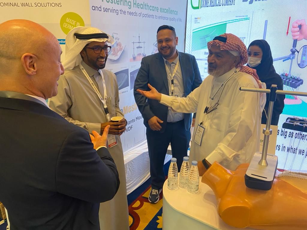 zaaad's tweet photo. It was a great pleasure to meet and share the stage with fellow hernia enthusiast surgeons and experts at the #sgss2024 in Jeddah. Thank you @AshrafMaghraby @OhoudAlamoudi4 @AlalawiYousef for the exceptional congress. 
@SGSS_KSA 
https://t.co/K0QWRoDMHg https://t.co/k2qZMvalj7