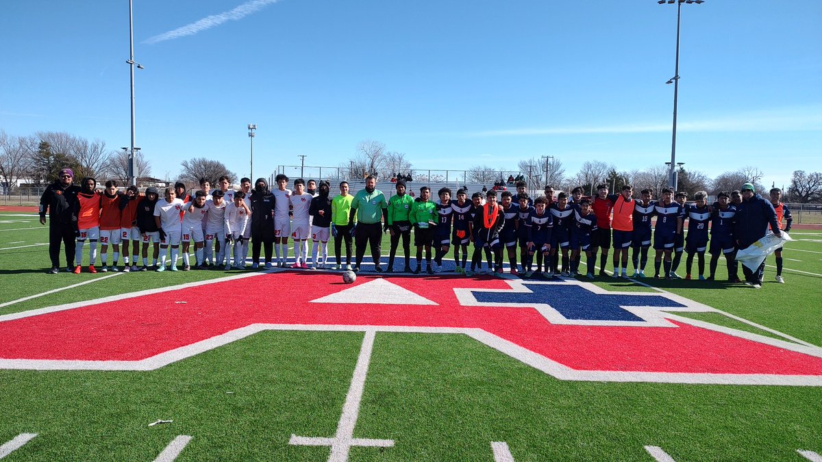 aplus_soccer's tweet photo. For our 1st district game, @aplus_soccer and @NDHS_BoysSoccer honored the refs for @uiltexas @TexasOfficials appreciation game  

Thank you refs for all you do

@APlus_CS @APlusSecondary @aplusknights @tascosoccer @ScoresTexas https://t.co/ljvX7bozOf