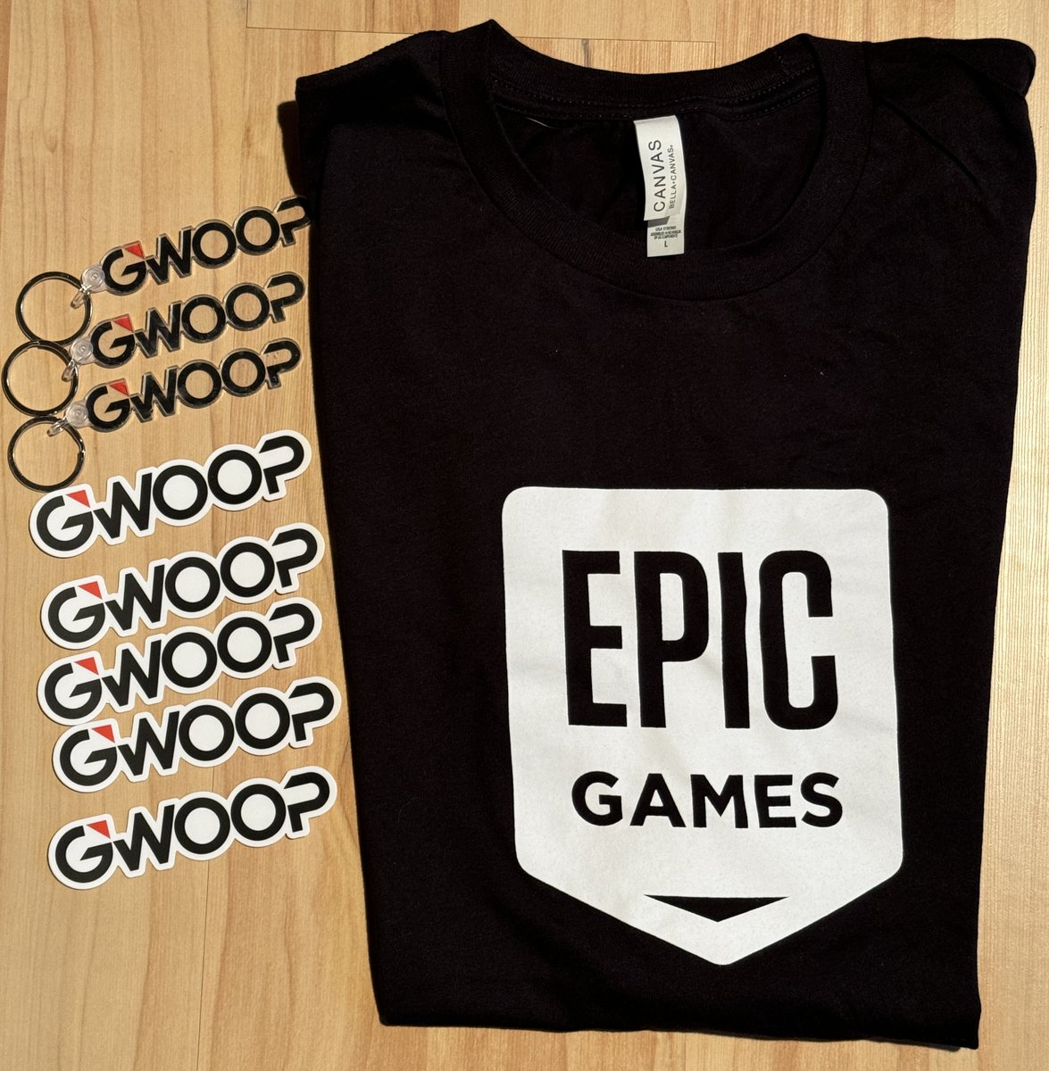 🎮🕹Do your students LOVE Fortnite?  Wait until they see you in an Epic Games shirt!  EPIC EDU + GWOOP Swag Giveaway! 🎁 2 dozen winners!

1️⃣ Like &amp; Retweet this post
2️⃣ Follow <a href="/GwoopAcademy/">Gwoop</a> 
3️⃣ Check out Unreal Engine's FREE courses for classrooms at gwoop.com/en-US/learn