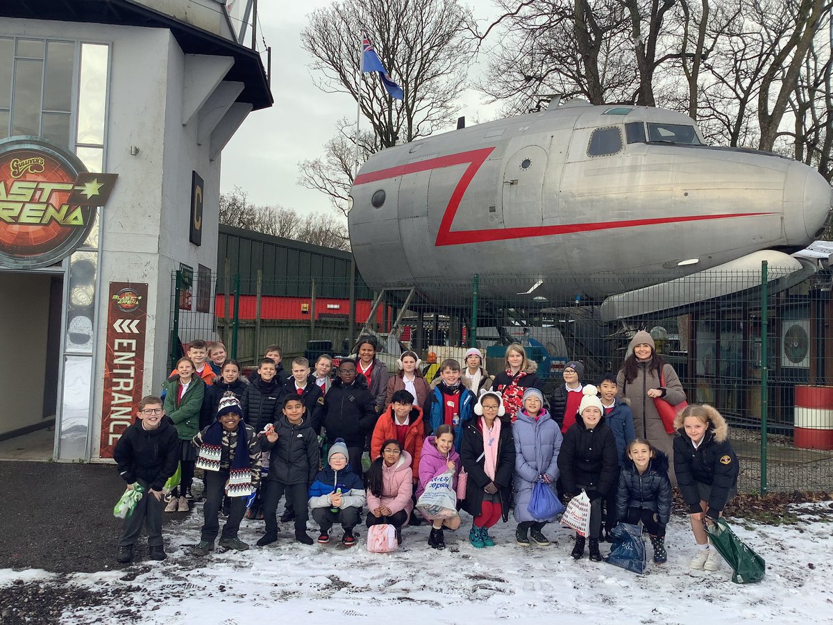 StPhilipsY6A's tweet photo. What an exciting day we had at RAF Burtonwood Heritage Centre! 🇬🇧 We learned so much throughout the day all about life in Warrington during WWII. The centre staff commented on the class’ superb manners and maturity - we couldn’t be more proud! ⭐️ @StPhilipCEAP #teamstphilips https://t.co/Caf9SqRJ12