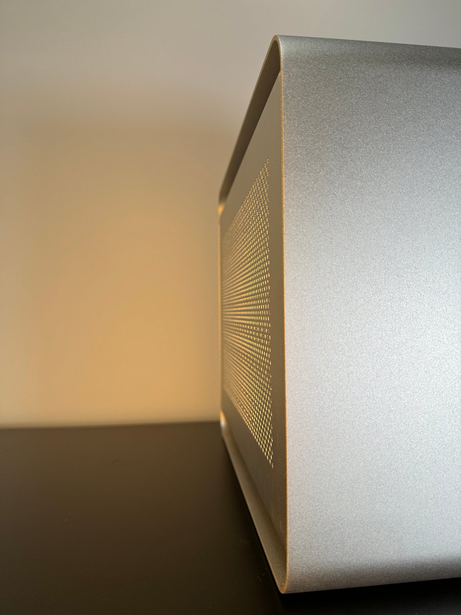 Streacom tweet media