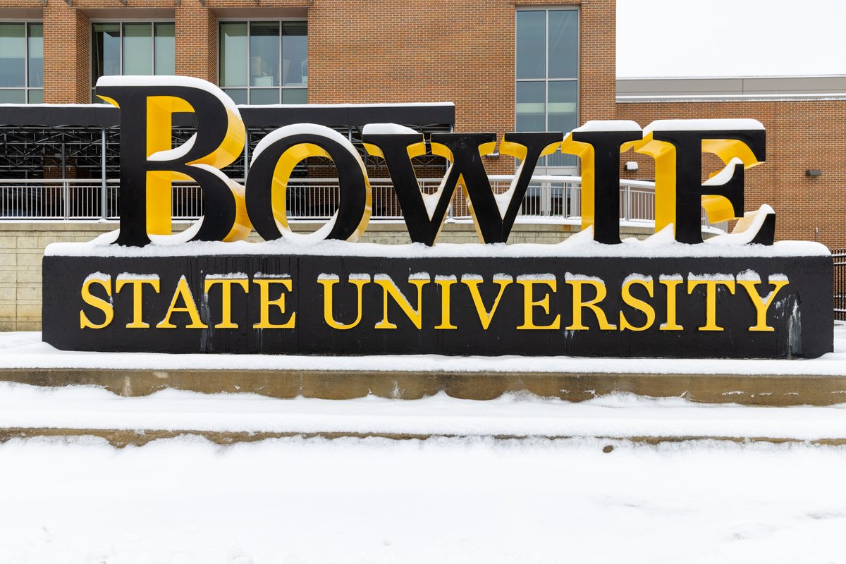 Oh Bowie State, oh Bowie State... Snow days unveil the true beauty of our campus!❄️