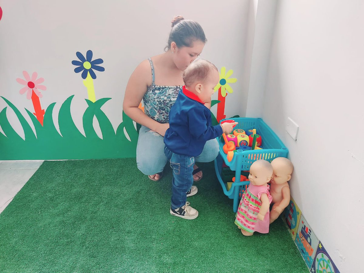 ManabiInclusiva's tweet photo. En la Coordinación Distrital de #SantoDomingo inauguramos un espacio cálido y acogedor pensado especialmente para nuestras usuarias lactantes. Durante sus visitas al MIES en este distrito, las madres junto a sus hijos podrán disfrutar de este confortable espacio.
#ElNuevoEcuador https://t.co/Mkymp6xAih