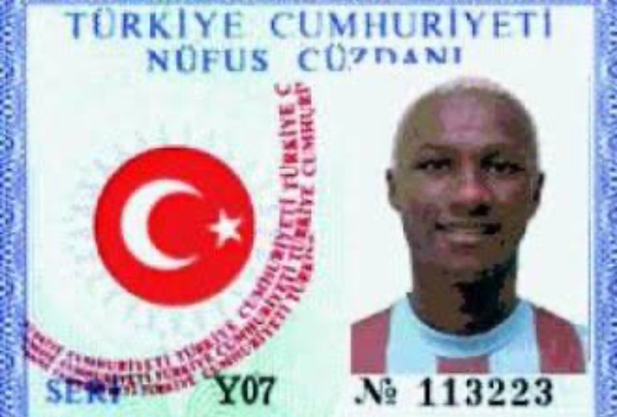 Off bugün suratıma cildiyeci bir şey uaptı yattara gibi geziyorum